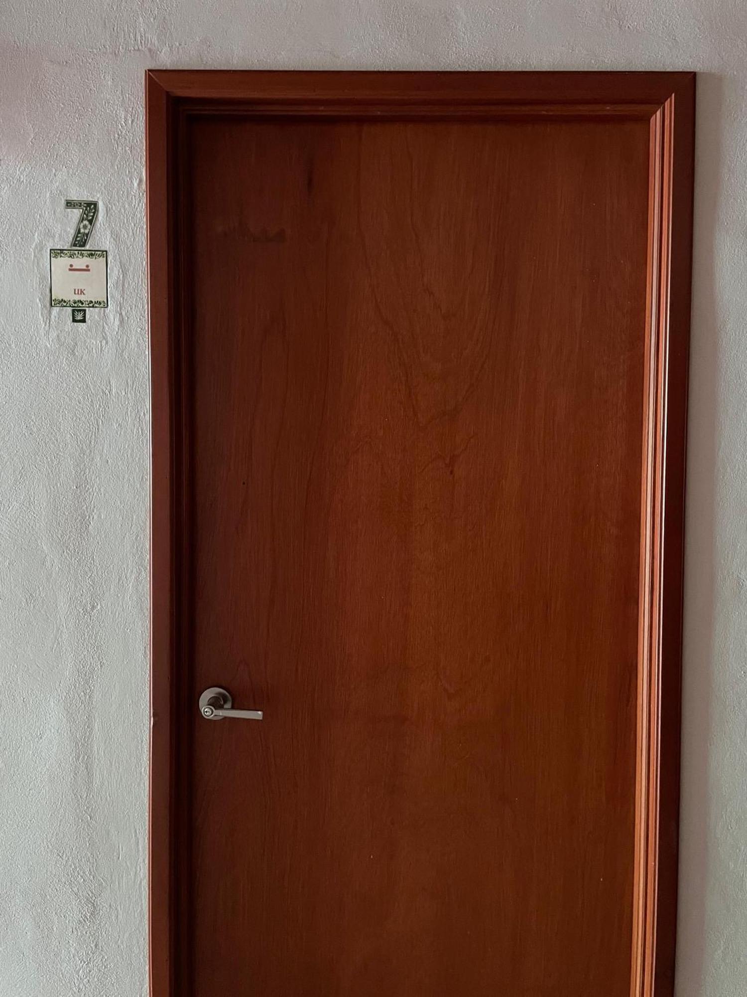 Hostal Poquito A Poquito Valladolid  Eksteriør billede